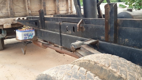 ขาย6ล้อดัมพ์อีซูซุ หน้ายาว แชชซีสวยมากมาจากโรงงานญี่ปุ่น เครื่อง 165 พ.เพาเวอร์ ช่วงล่าง200จัมโบ้ สโลว์กลาง กระบะสวย กระบอกใหญ่ พร้อมลงลุยงาน