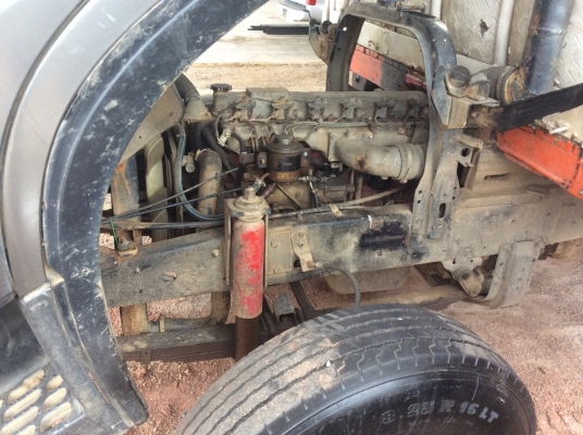 ISUZU 6ล้อบรรทุกติดเครน เครื่อง 185 แรง (6BF) 6เกียร์เดินหน้า  มีแอร์ พวงมาลัยพาวเวอร์ พร้อมเครน 3 T 3 ปอก  เครื่องดี ขับดี  ครัทซีสวย ขาย 390,000 บาท (ศุภากร 081-4252943)