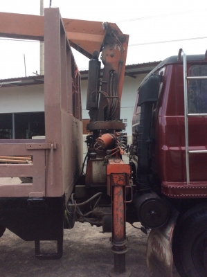 ISUZU 6ล้อบรรทุกติดเครน เครื่อง 185 แรง (6BF) 6เกียร์เดินหน้า  มีแอร์ พวงมาลัยพาวเวอร์ พร้อมเครน 3 T 3 ปอก  เครื่องดี ขับดี  ครัทซีสวย ขาย 390,000 บาท (ศุภากร 081-4252943)