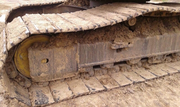 ขายด่วน KOMATSU PC200-7 ไมล์12,xxxชม.ค่ะ