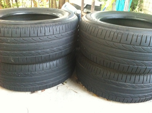 ขายยาง bridgestone 265/60/18 1 ชุด