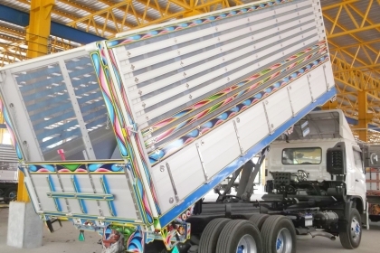 สิบล้อ อีซูซุ FVZ34 240 ปี53 เพาเดียว สภาพดีสวยพร้อมใช้ เล่มทะเบียนพร้อมโอน ราคาใหม่ขายแค่ (1,580,000บ ) แบบง่ายๆ ครับ