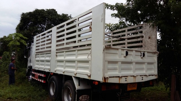 สิบล้อ อีซูซุ FVZ34 240 ปี53 เพาเดียว สภาพดีสวยพร้อมใช้ เล่มทะเบียนพร้อมโอน ราคาใหม่ขายแค่ (1,580,000บ ) แบบง่ายๆ ครับ