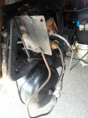 ขายรถบรรทุก 10 ล้อรั้วไม้ MITSUBISHI FN215K เครื่อง 6D-16 160 แรงม้า ราคา 330000