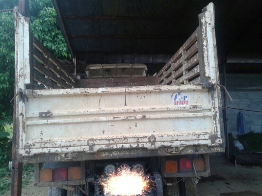 ขายดาวน์...หรือตัดสด 6ล้อดั้มดิน 210แรงISUZU FRR...รถห้างแท้ ปี55...ไมล์ 1.7แสนกว่าๆ