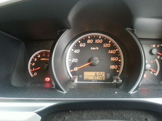 TOYOTA HIACE COMMUTER 2.5D4D ปี2011 ราคา 790,000 บาท