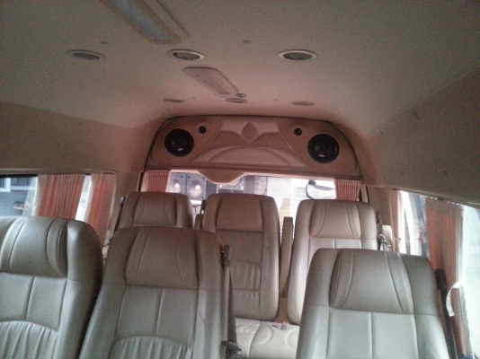 TOYOTA HIACE COMMUTER 2.5D4D ปี2011 ราคา 790,000 บาท