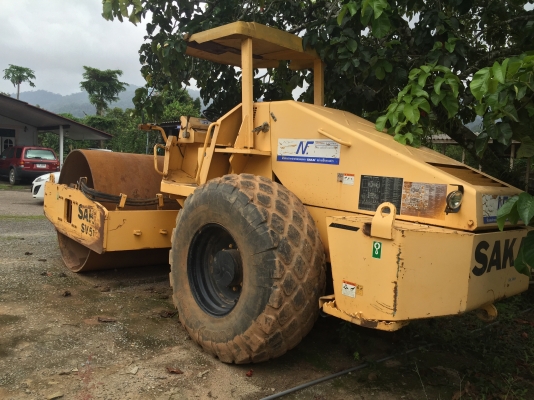 รถบด2เพลาสั่นสะเทือนSAKAI SV512D..รถซื้อใหม่ป้ายแดงใช้น้อย...เอาจอดมากกว่า