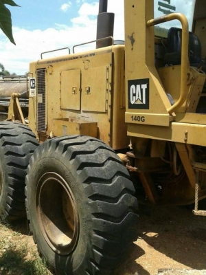 ขายรถเกรด CAT 140G. 72V. S/N 7××× เครี่องไดร์เร็ก ลิปเปอร์หลังเอกสารเล่มทะเบียนราคา1,650,000 090-772-3710 098-539-6074 ขายรถเกรด CAT 140G. 72V. S/N 7××× เครี่องไดร์เร็ก ลิปเปอร์หลังเอกสารเล่มทะเบียนราคา1,650,000 090-772-3710 098-539-6074