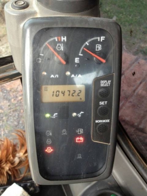 ขายรถแบคโฮHITACHI ZX 200ชั่วโมงทำงาน 10,xxxสวยพร้อมใช้ ราคา1,450,000