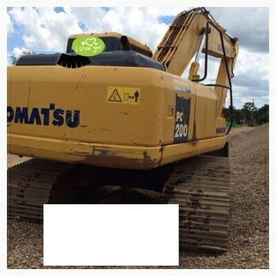 ขายรถแบคโฮ KOMATSU pc200-7 เอกสารเล่มทะเบียนไฟฟ้าครบ ราคา1,650,000