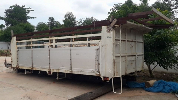 ขายกระบะ มิเนียม FUSO ครบชุดพร้อมกระบอก แชชซีเทียม ยกใส่ได้เลย สวยไม่ผุ