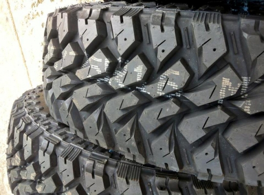 ยาง Mud-terrain Maxxis Bighorn MT-764 ยางใหม่ผลิตปี15