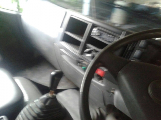 Isuzu frr210  ขายดาวน์ลดเหลือ  180,000 บาทคะ