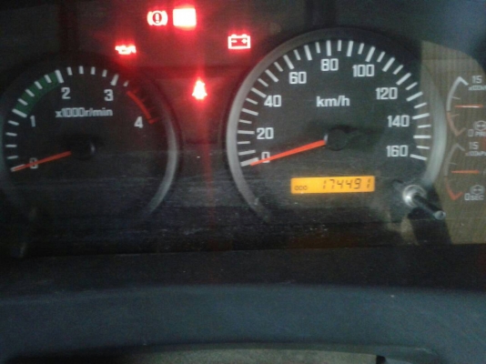 Isuzu frr210  ขายดาวน์ลดเหลือ  180,000 บาทคะ