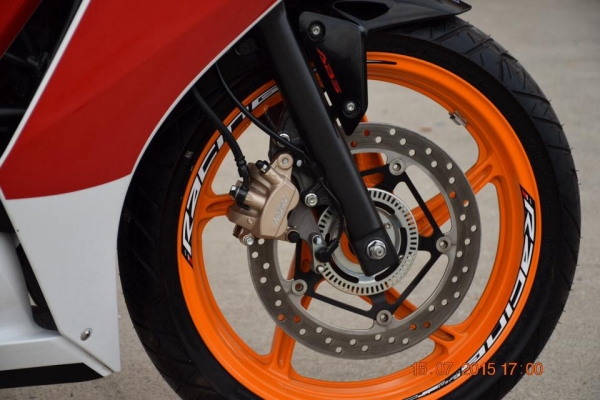 ฮอนด้า CBR 300 Abs ปี 58 ลาย repsol (รถเดือนกว่า ๆ )