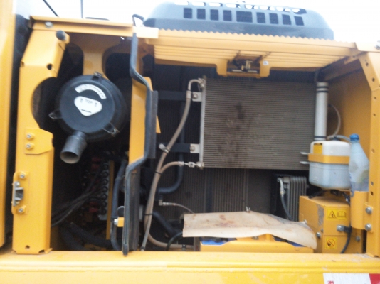 ขายดาวน์รถแบคโฮ KOMATSU PC 160-8 ขายดาวน์ 800000