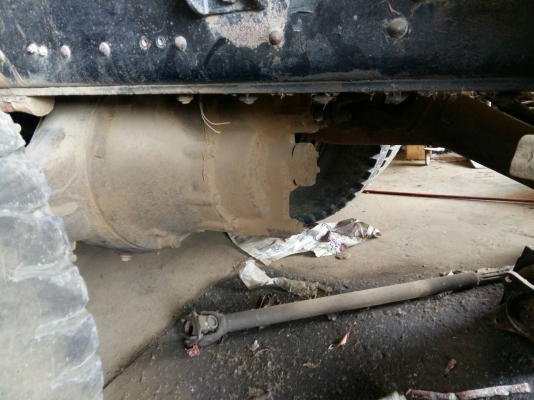 ขายรถบรรทุก 10 ล้อดัมพ์ ISUZU DECA 270 แรงม้าปี 2540 มีระบบลากพ่วง ราคา 1100000