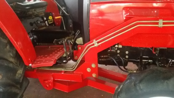 ขายรถไถยันม้า45แรงสวยๆมีไบมีดหน้ว ผาน6 ทะเบียนพร้อม ราคา285000บาท ไม1515ช.ม. สนใจโทร0813655997อำพร พาเจริญรถอยู่ วังบัว อ คลองขลุง จ กำแพงเพชร