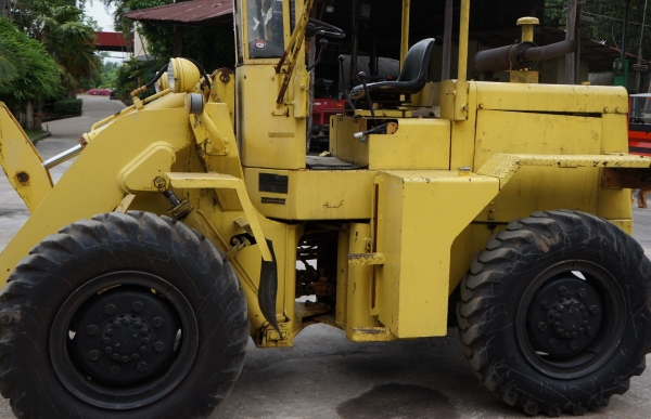 ขายรถตัก MITSUBISHI (MITSUI-DEUTZ) HL707 ขนาดเทียบเท่า WA 70