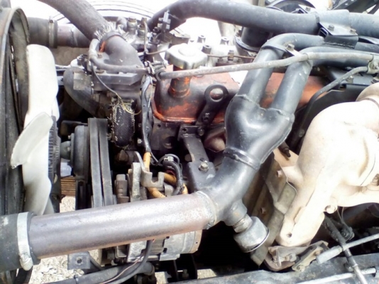 ขายรถบรรทุกหกล้ออีซูซุร็อคกี้ FVZ-13 เครื่อง 185 แรงม้าแน่นมากๆๆครับ