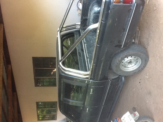 ขายฮีโร่ 4 ประตู