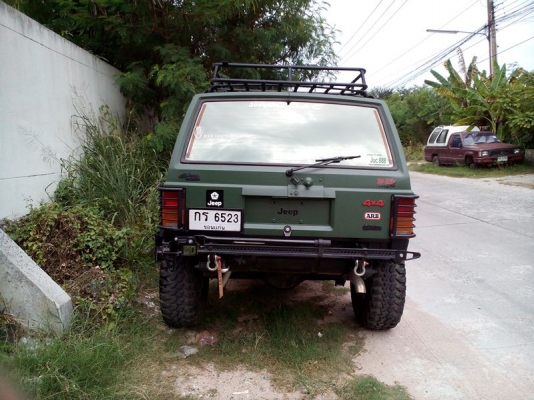 แลกจิ๊ปทหารครับ