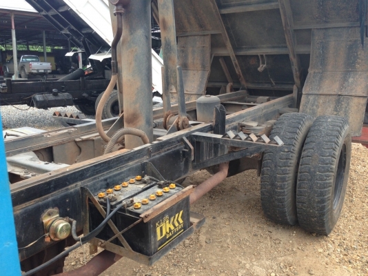 หกล้อหัวยาวดั้มเกษตร สวยๆ พร้อมใช้งาน