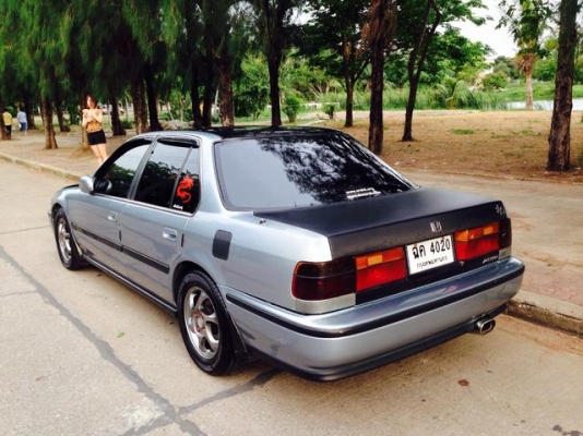 Honda Accord ตาเพชร  ปี93  เครื่องหัวฉีด  เกียร์ออโต้  ติดแก๊สหัวฉีด  กล็อฟ์ 0804465223