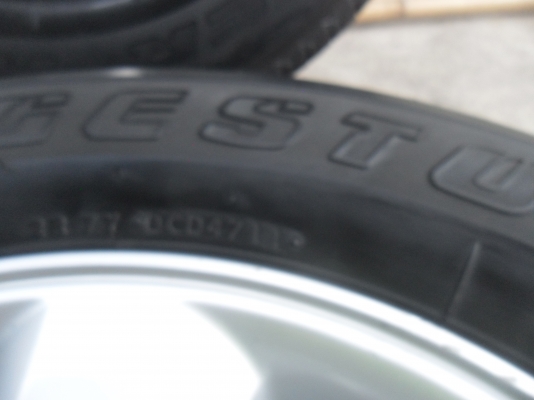 ล้อแม็ก 17นิ้ว6รู โตโยต้า พร้อมยาง สวยๆ 4 ล้อ ราคา 8500 บาท ล้อแม็ก 17นิ้ว6รู โตโยต้า พร้อมยาง สวยๆ 4 ล้อ ราคา 8500 บาท