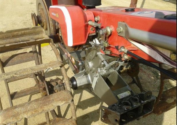 รถไถนาเดินตามโครงสยามคุโบต้า คลัซคู่พร้อมใช้ สภาพดีมาก พร้อมพ่วงเทลเลอร์