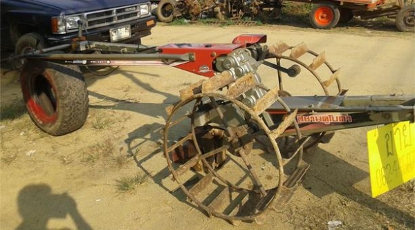 รถไถนาเดินตามโครงสยามคุโบต้า คลัซคู่พร้อมใช้ สภาพดีมาก พร้อมพ่วงเทลเลอร์