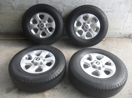 ล้อแม็ก 16นิ้ว 6รู เชฟ พร้อมยาง สวยๆ 4 ล้อ ราคา 6700 บาท