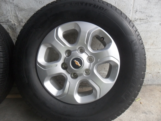 ล้อแม็ก 16นิ้ว 6รู เชฟ พร้อมยาง สวยๆ 4 ล้อ ราคา 6700 บาท ล้อแม็ก 16นิ้ว 6รู เชฟ พร้อมยาง สวยๆ 4 ล้อ ราคา 6700 บาท