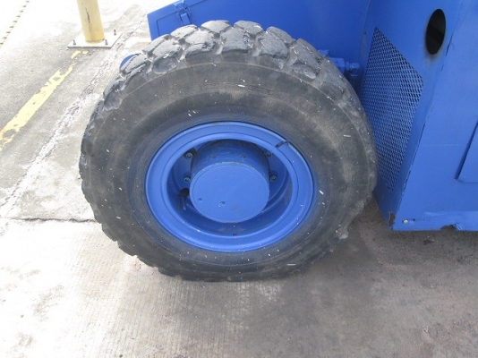 ต้องการขายด่วน รถกระเช้ามือสอง ความสูง 14 เมตร ต้องการขายด่วน รถกระเช้ามือสอง ความสูง 14 เมตร