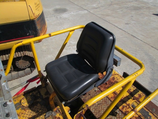 ขายด่วน รถปูยาง มือสองนำเข้าจากญี่ปุ่นแท้ ขายด่วน รถปูยาง มือสองนำเข้าจากญี่ปุ่นแท้