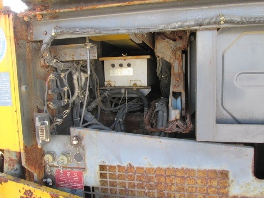 ขายด่วน รถปูยาง มือสองนำเข้าจากญี่ปุ่นแท้ ขายด่วน รถปูยาง มือสองนำเข้าจากญี่ปุ่นแท้