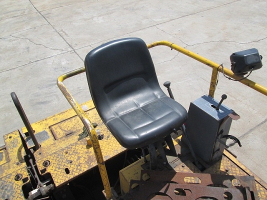 ขาย รถปูยาง นำเข้าจากญี่ปุ่นแท้ ขาย รถปูยาง นำเข้าจากญี่ปุ่นแท้