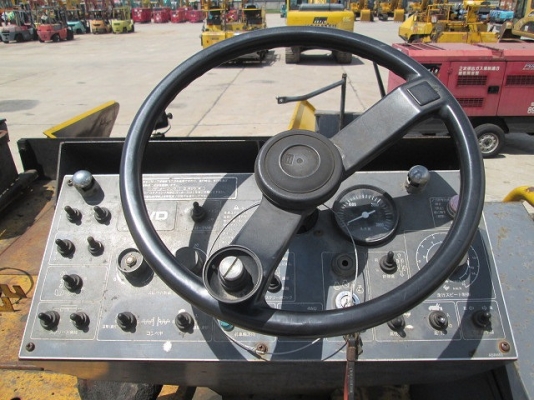 ขาย รถปูยาง นำเข้าจากญี่ปุ่นแท้ ขาย รถปูยาง นำเข้าจากญี่ปุ่นแท้