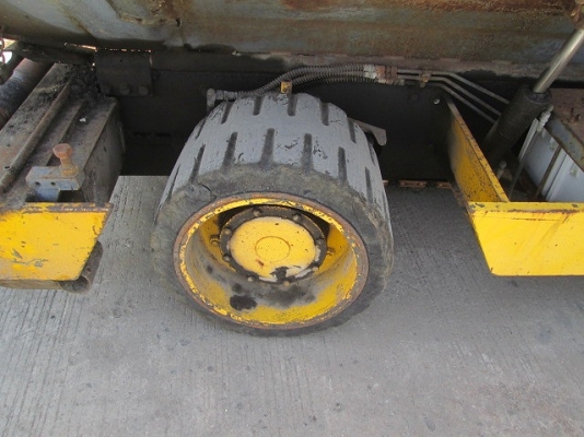 ขาย รถปูยาง นำเข้าจากญี่ปุ่นแท้ ขาย รถปูยาง นำเข้าจากญี่ปุ่นแท้