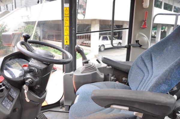 รถตักล้อยางWHEEL LOADER HITACHI ZW310