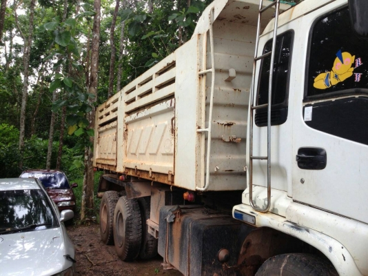 ขายรถบรรทุก 10 ล้อดัมพ์ ISUZU DECA 270 แรงม้าปี 2549 มีระบบลากพ่วง ราคา 1650000