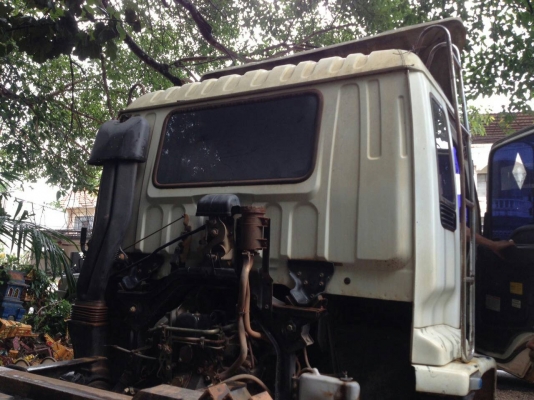 ขายรถบรรทุก 10 ล้อดัมพ์ ISUZU DECA 270 แรงม้าปี 2549 มีระบบลากพ่วง ราคา 1650000