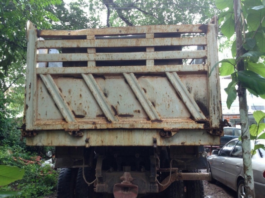 ขายรถบรรทุก 10 ล้อดัมพ์ ISUZU DECA 270 แรงม้าปี 2549 มีระบบลากพ่วง ราคา 1650000