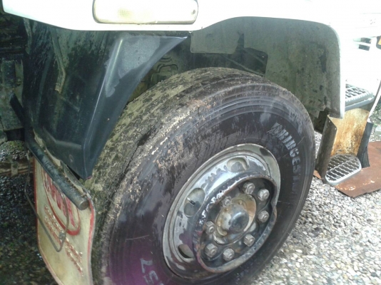 ขายรถบรรทุก 10 ล้อดัมพ์ ISUZU DECA 270 แรงม้าปี 2549 มีระบบลากพ่วง ราคา 1650000