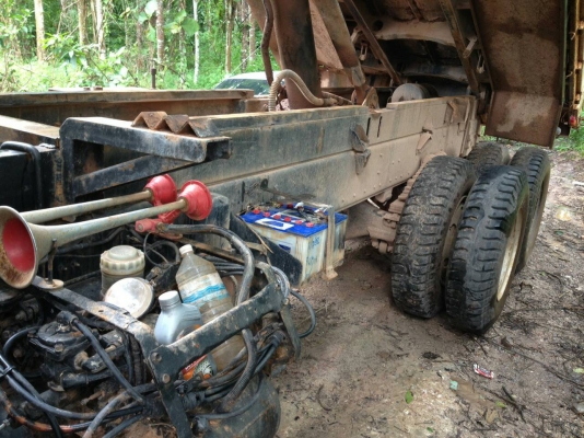 ขายรถบรรทุก 10 ล้อดัมพ์ ISUZU DECA 270 แรงม้าปี 2549 มีระบบลากพ่วง ราคา 1650000