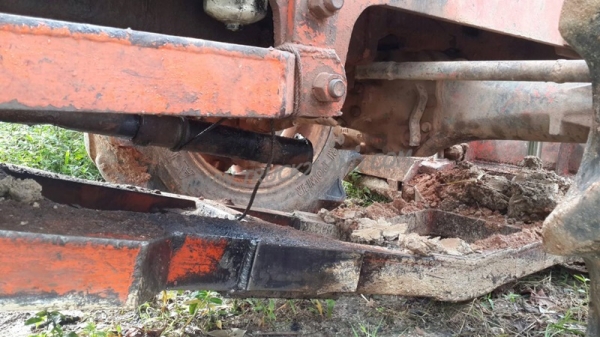 รถไถคูโบต้า M8950 รถไถคูโบต้า M8950