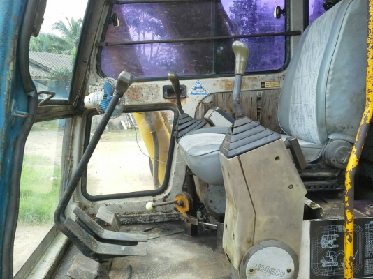 ขายรถแบคโฮ KOBELCO SK60-/// ราคา 420000