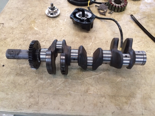 รับงานซ่อม/ แต่ง/ ดูแลเครื่องยนต์ เจ็ทสกีทุกรุ่น พร้อมประกันงานซ่อม