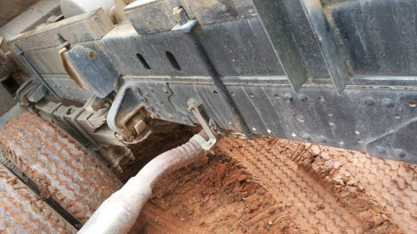 ขายรถบรรทุก 6 ล้อดัมพ์ MITSUBICHI 115 แรงม้า ช่วงล่าง F หน้าหลัง ราคา 380000